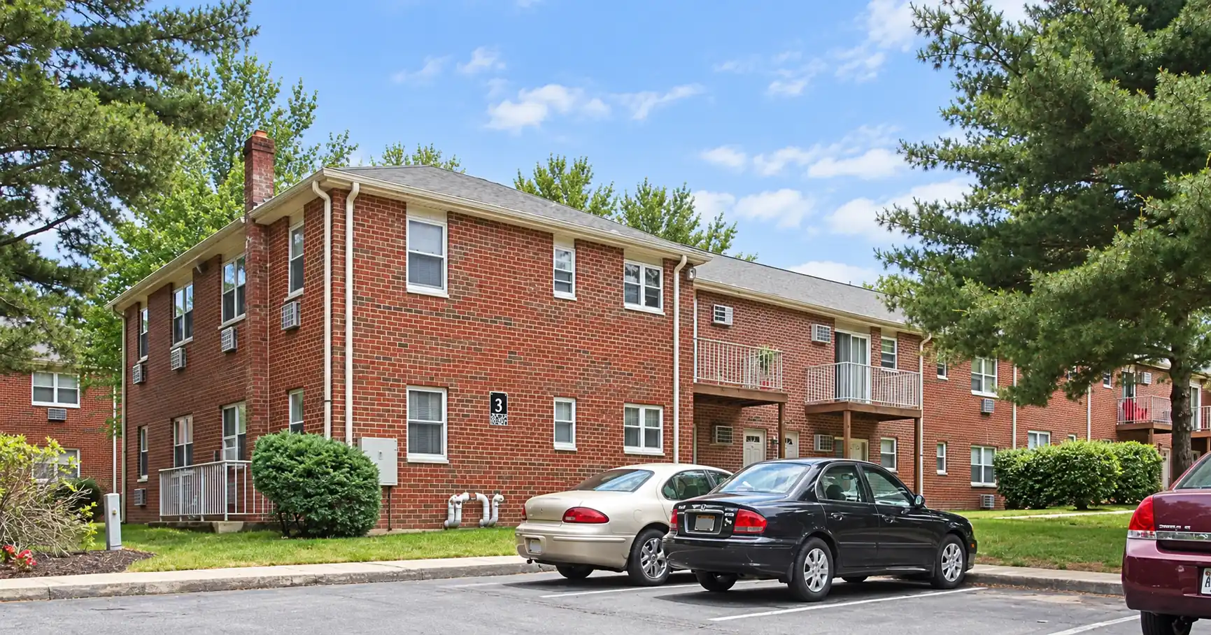 Pine Hill Apartments community and interiors